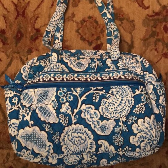 Vera Bradley shoulder diaper bag - Picture 2 of 4
